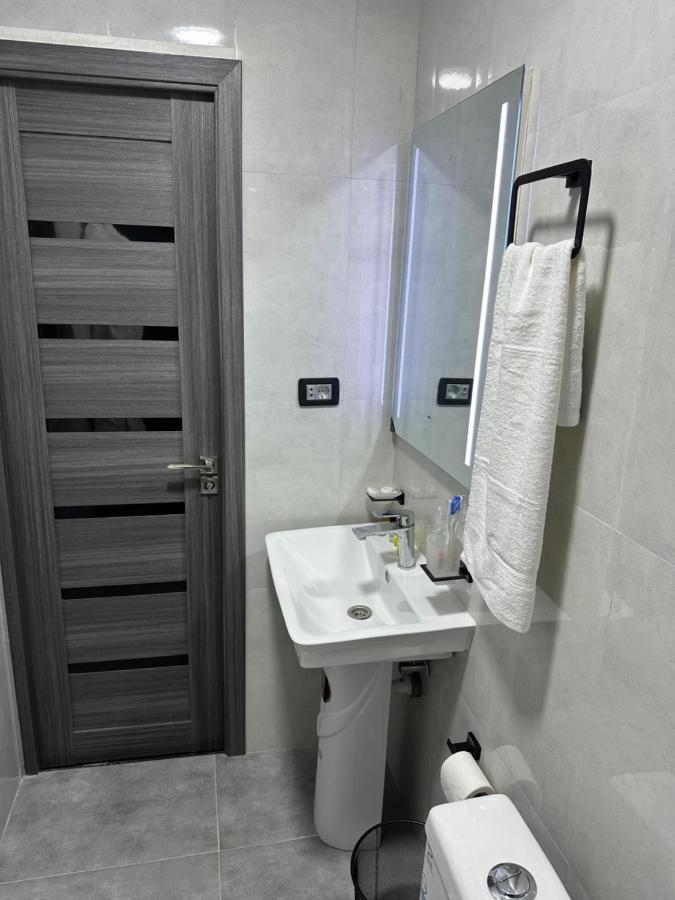 Friendly Hotel Erivan Exterior foto